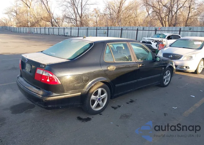 YS3ED49AX43511757: 43917778