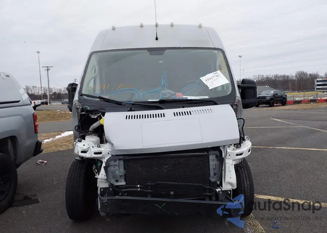 3C6TRVBG2LE103286: 43917782