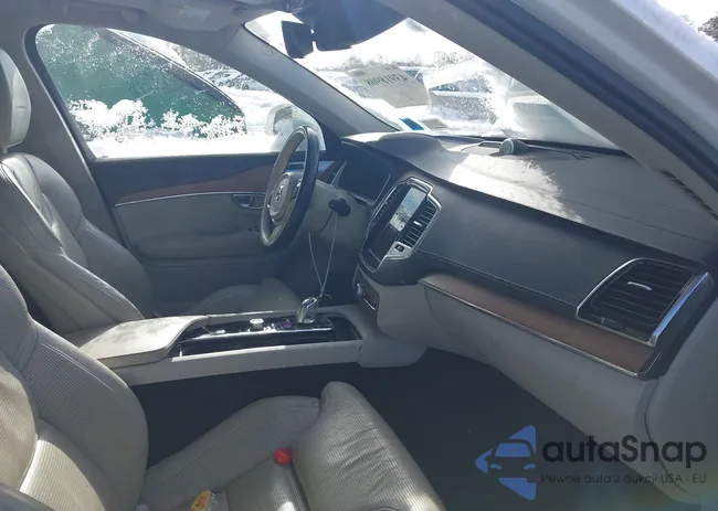 YV4BC0PL6H1130965: 43918908