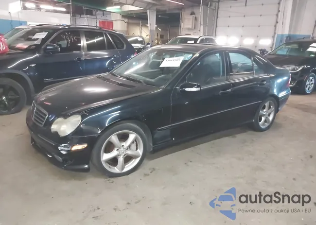 WDBRF40J65F613863: 43918909