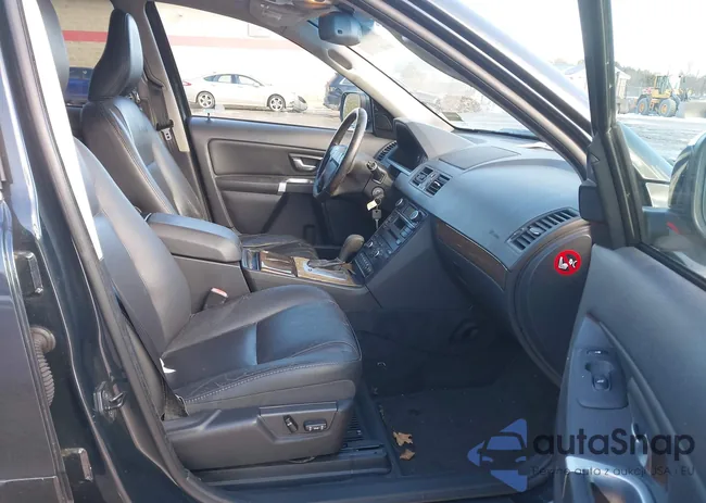 YV4952CY9C1625918: 43918910