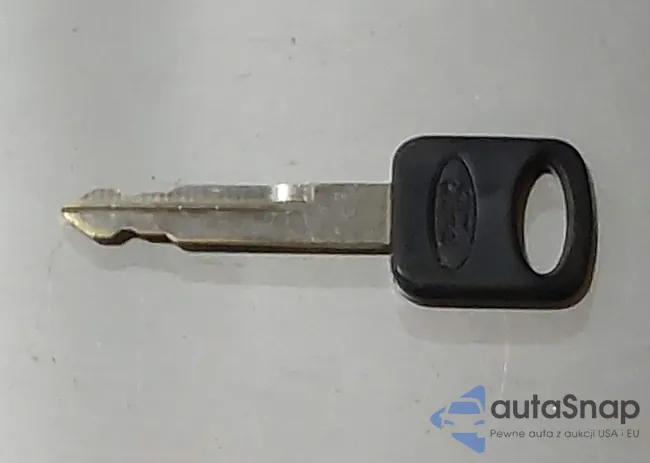 1FTYR44U85PA99193: 43918937