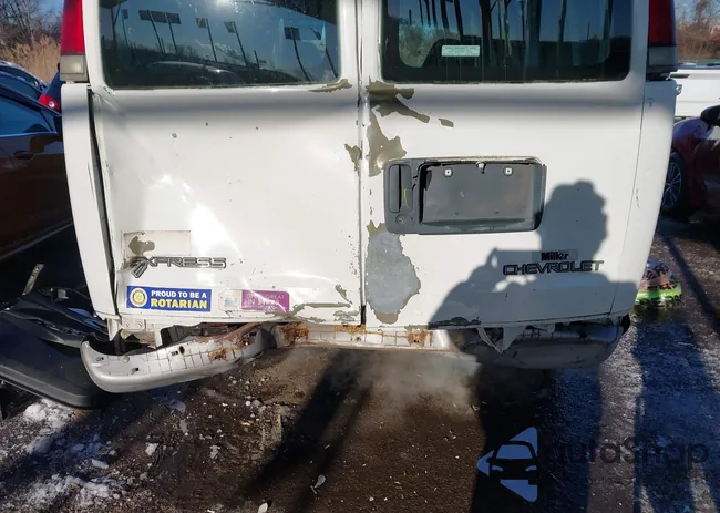 1GCFG25M121116155: 43919047