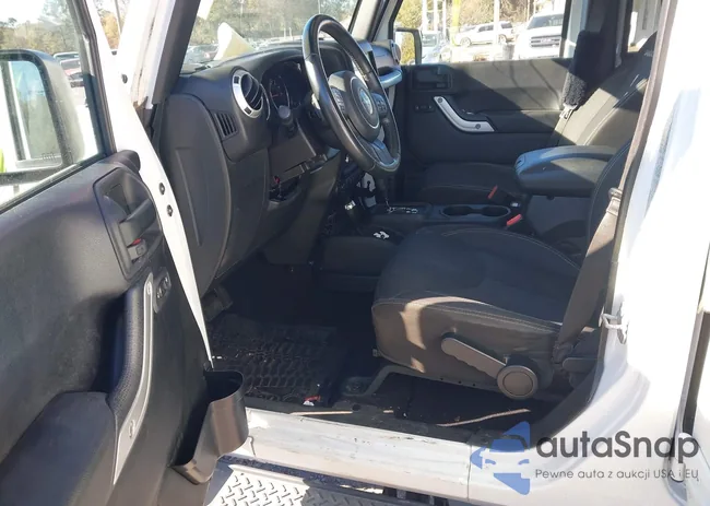 1C4BJWEGXGL202643: 43919087