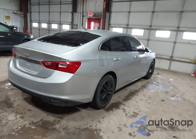 1G1ZD5ST0JF243556: 43919194