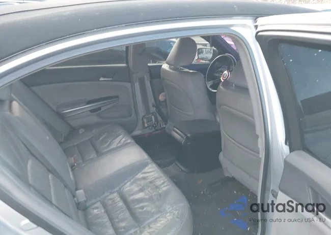 1HGCP36818A051912: 43919199