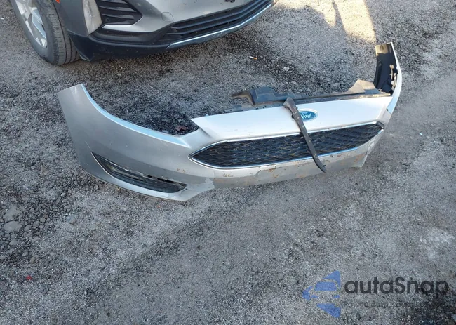 1FADP3H26HL247222: 43919217