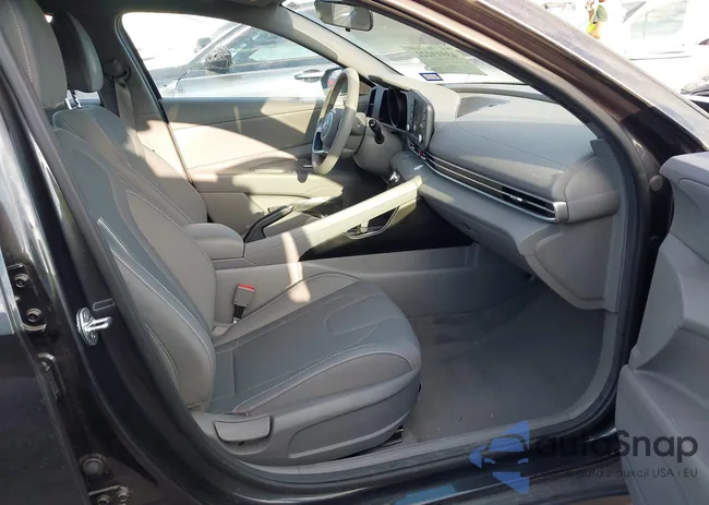 5NPLM4AG3NH083776: 43919222