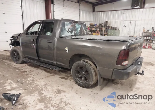 1C6RR7FG2JS158976: 43919270