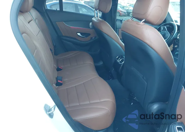 W1N0G8EB4MF872150: 43919372