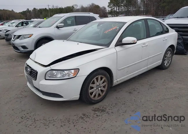 YV1MS382582375041: 43919385