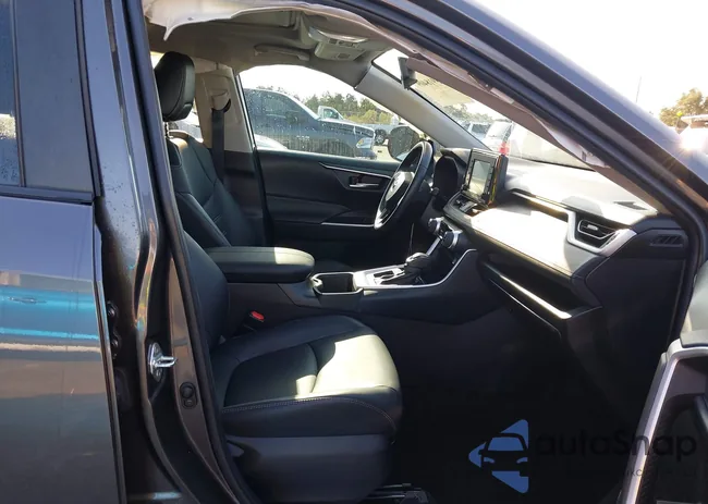 2T3C1RFV6NC190974: 43918409