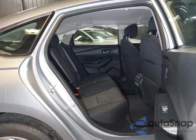 1HGCY1F2XSA067918: 43918436