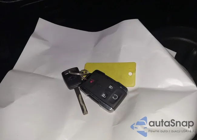 1GCVKREC3EZ166507: 43918441