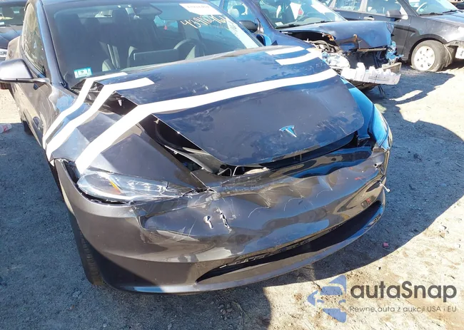 5YJ3E1EB6SF058293: 43918464