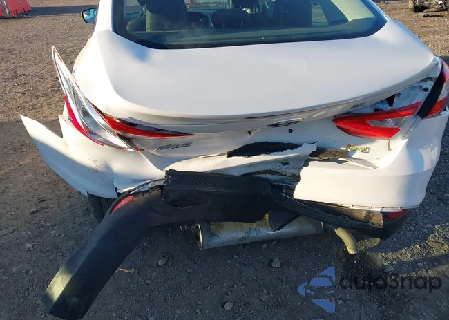 1FADP3E28EL295840: 43918534