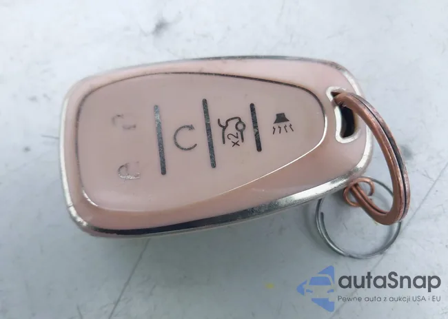 1G1ZD5ST2JF135701: 43918544