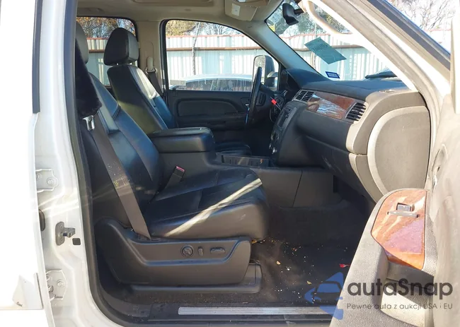 1GKGC26K57R357131: 43918668