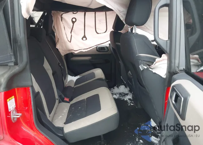 1FMEE5DP1MLA63863: 43918689