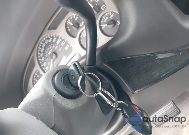 1GKFK66U04J270061: 43918692