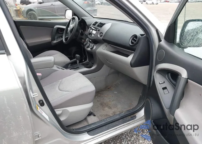 JTMZD33V685083050: 43918713