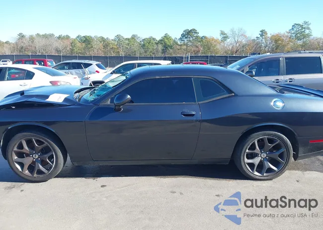 2C3CDZAG8JH132331: 43920148