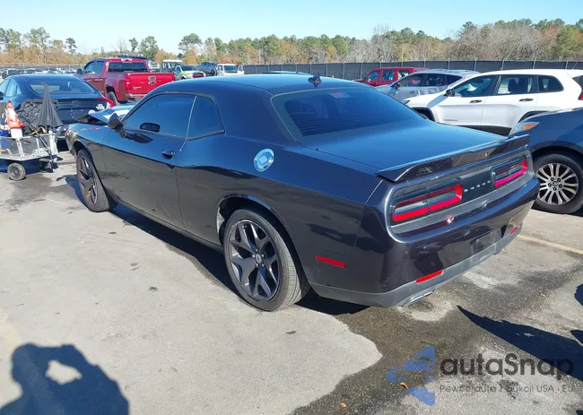 2C3CDZAG8JH132331: 43920148