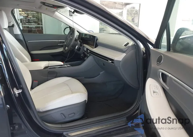 KMHL54JJ2SA109730: 43920279