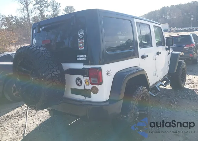 1C4BJWDG0HL592980: 43920289