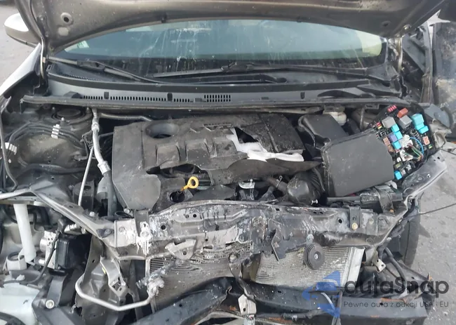 2T1BURHE8KC199759: 43920320