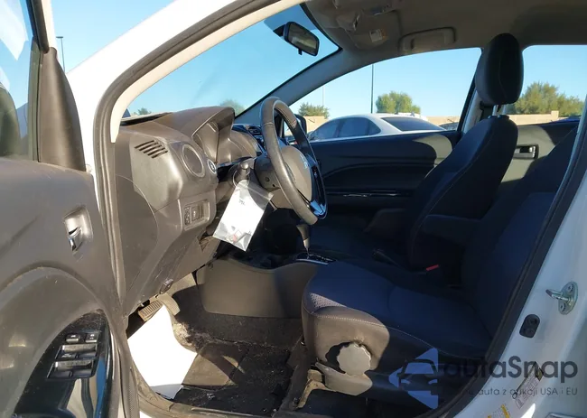 ML32A4HJ0KH005801: 43920323