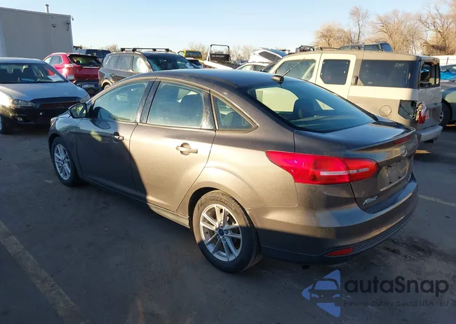 1FADP3F27FL243812: 43919444