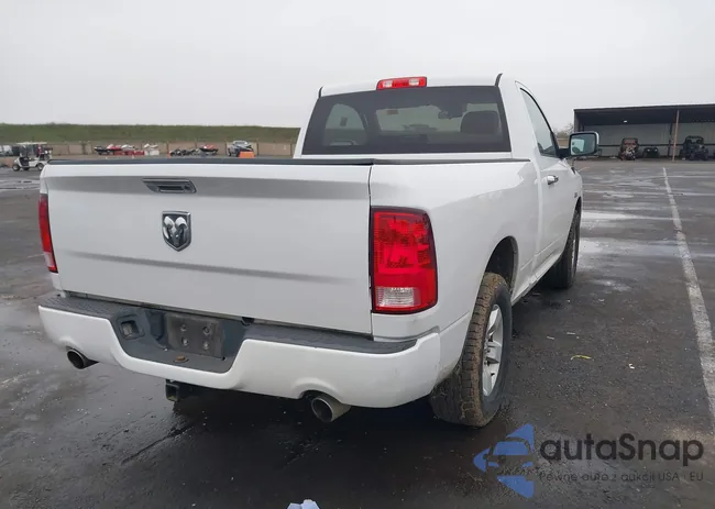 3C6JR6AT2HG504702: 43919508