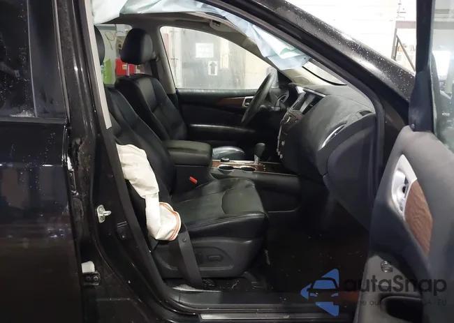 5N1DR2DM9LC575695: 43919569