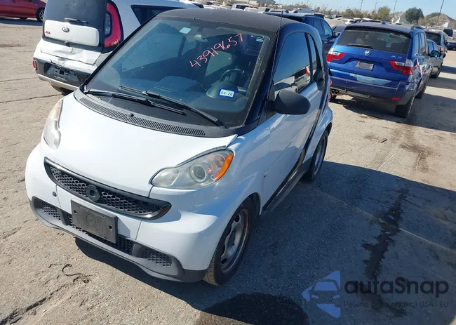 WMEEJ3BA6FK798593: 43919657