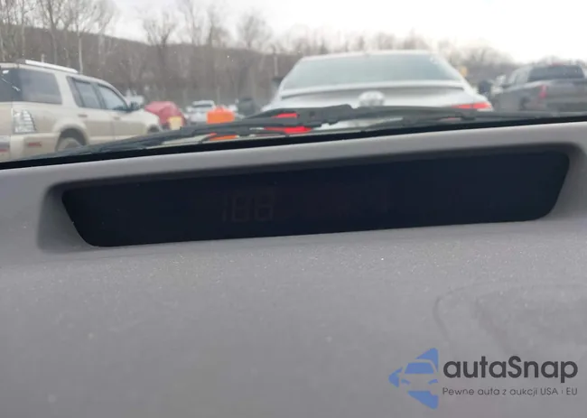 JT2BK18U330084845: 43919779