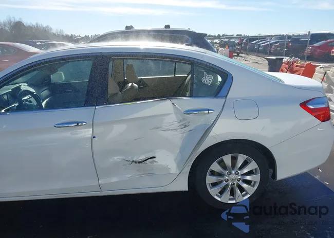 1HGCR3F89DA003403: 43920822