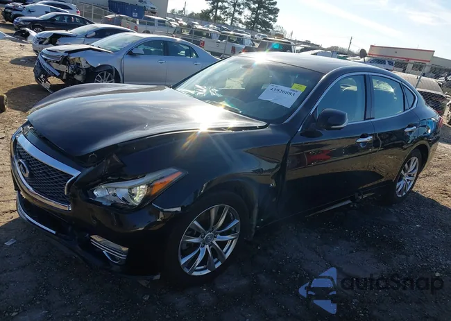 JN1BY1APXJM180653: 43920883