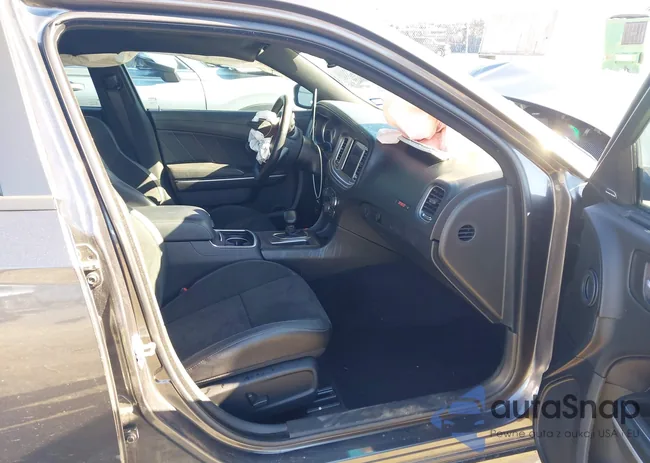 2C3CDXGJ3PH701733: 43920970