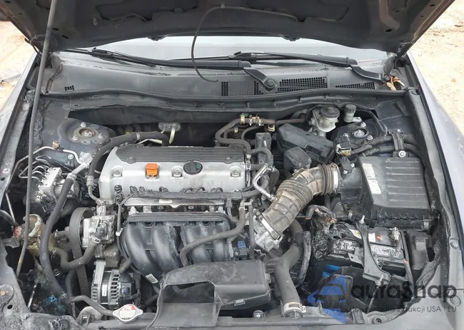 1HGCP25328A092971: 43920997