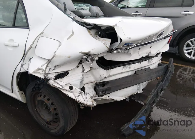 2T1BU4EE1BC593708: 43921053