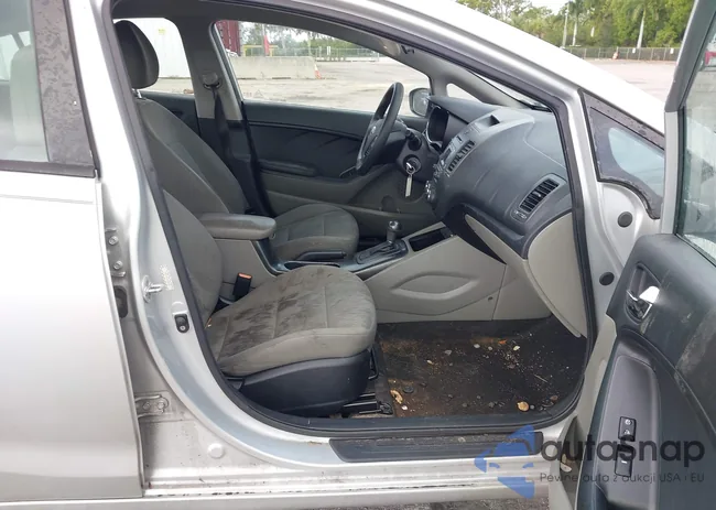 KNAFK4A67G5594935: 43921112