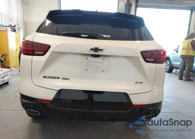 3GNKBKRS2RS169145: 43921117