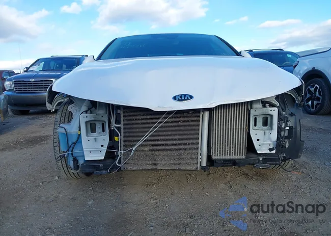 5XXG14J28MG051284: 43921127