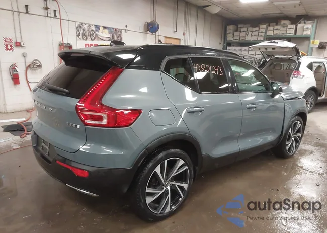 YV4162UM7L2183978: 43921243