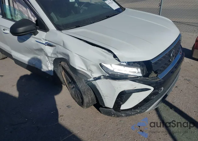 3VVDX7B26PM350262: 43921297