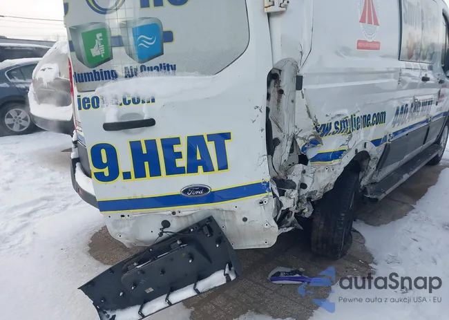 1FTYR1ZM7HKB10631: 43921307