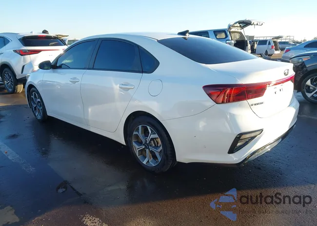 3KPF24AD6ME340165: 43921333