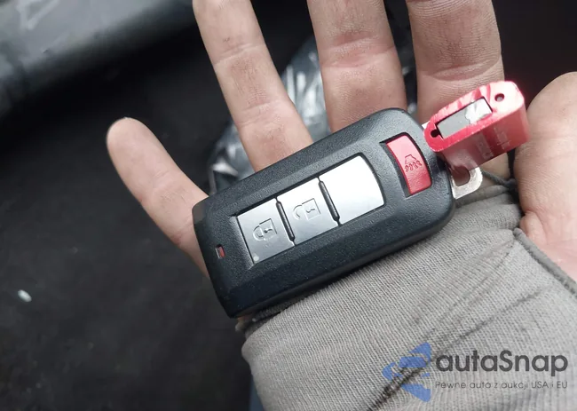 JA4AD3A37LZ036734: 43920507