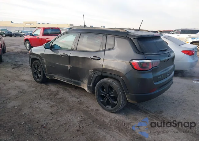 3C4NJCBB3JT462432: 43920610